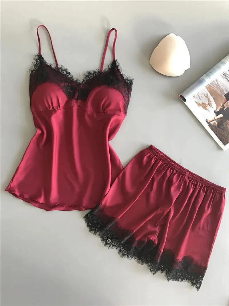 Conjuntos de Pijama Feminino: Lingerie Sexy em Renda de Cetim - Pijamas de Verão com Tops Sem Mangas + Shorts